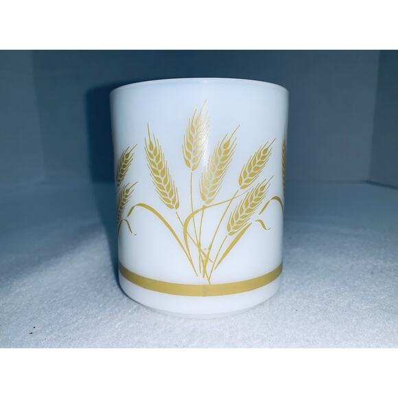 Vtg Hazel Atlas Milk Glass Mug MCM Golden Wheat Design Collectible Condition - Picture 2 of 6